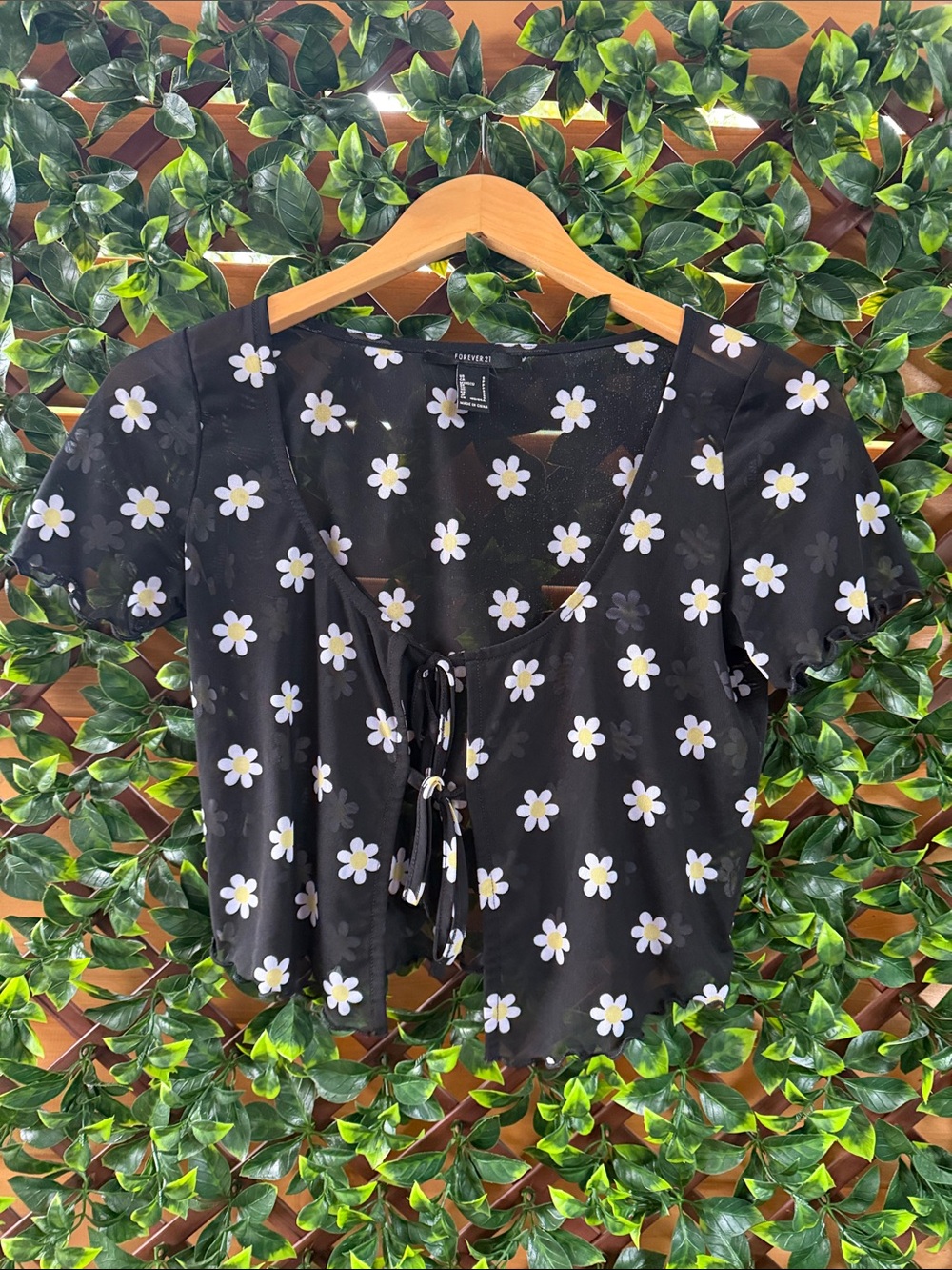 Forever 21 Black Daisy Tie-Front Crop Top with White Flowers
